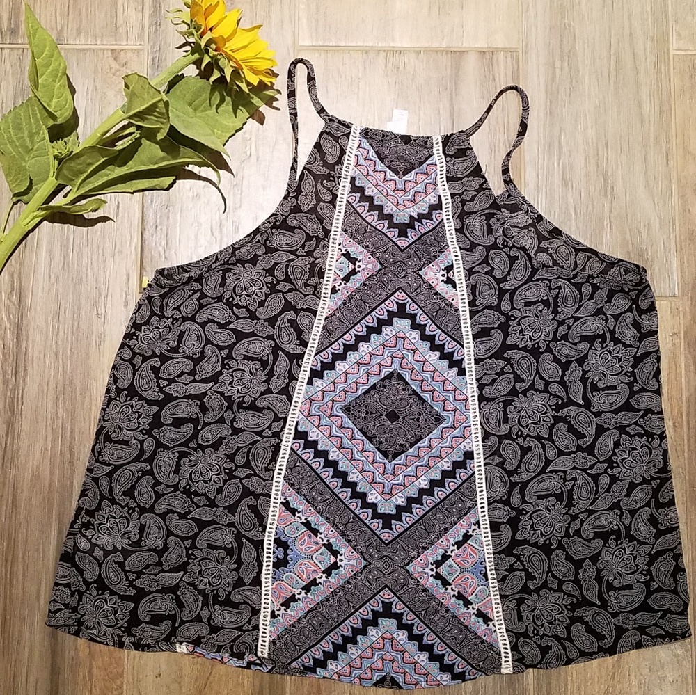 Exhilaration Printed/ Crochet Tank Top